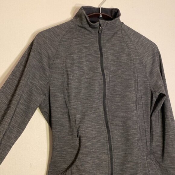 Lululemon Define Jacket Women's 6 Gray Black Full Zip Pockets Peplum Thumb Holes - Picture 11 of 16